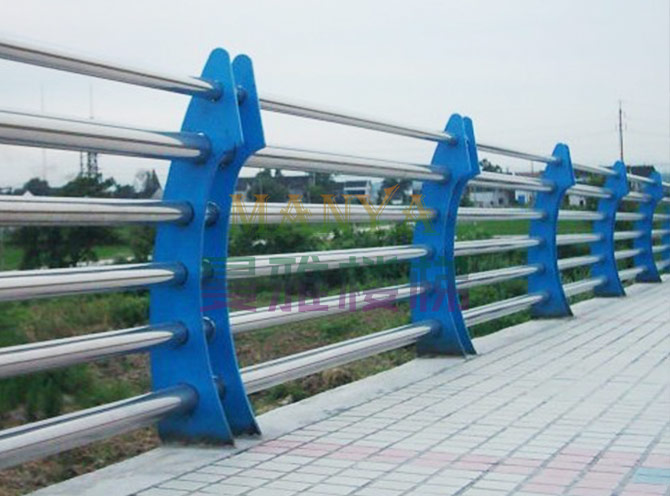 彎月鍍鋅（xīn）橋梁護欄 JH-Q20