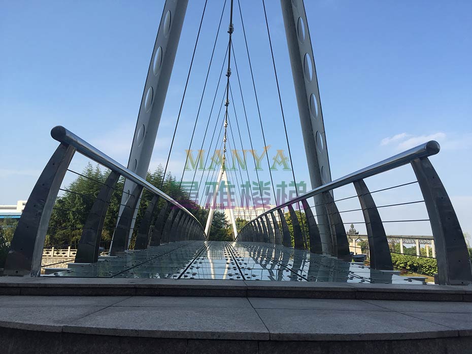 不锈钢钢索桥梁（liáng）护栏 JH-Q01