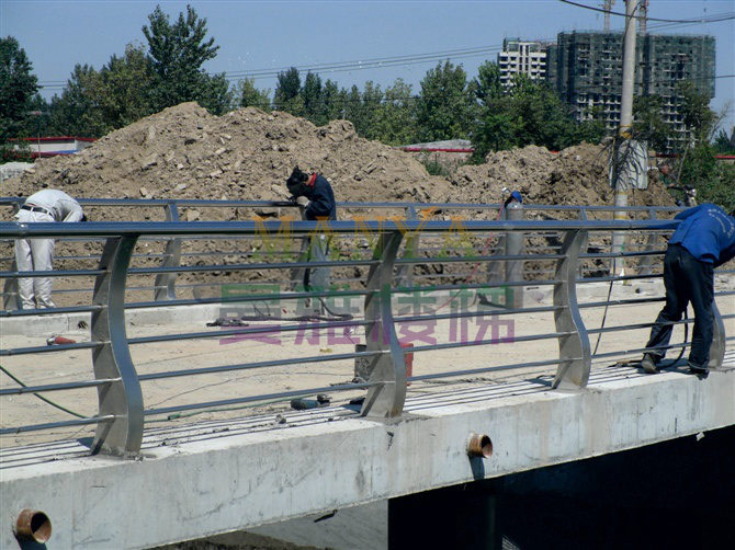 不锈钢复合管桥梁护栏 JH-Q02（1）